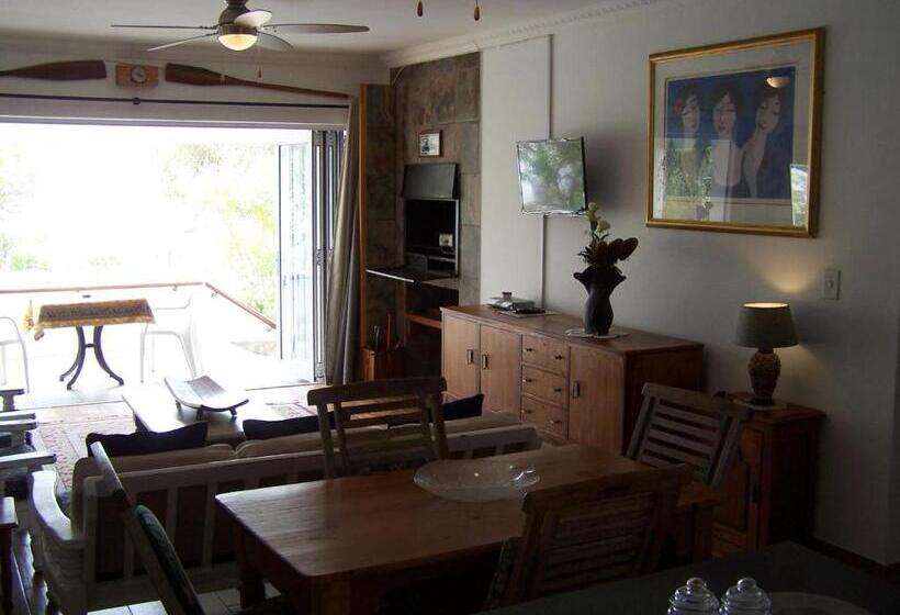 منزل غرفتين نوم, Jaloersbaai Guest Cottage & Nes