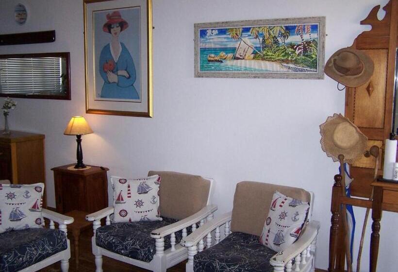 Дом 2 Спальни, Jaloersbaai Guest Cottage & Nes