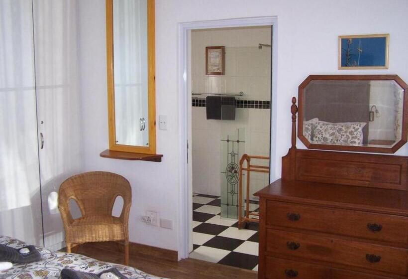 منزل غرفتين نوم, Jaloersbaai Guest Cottage & Nes