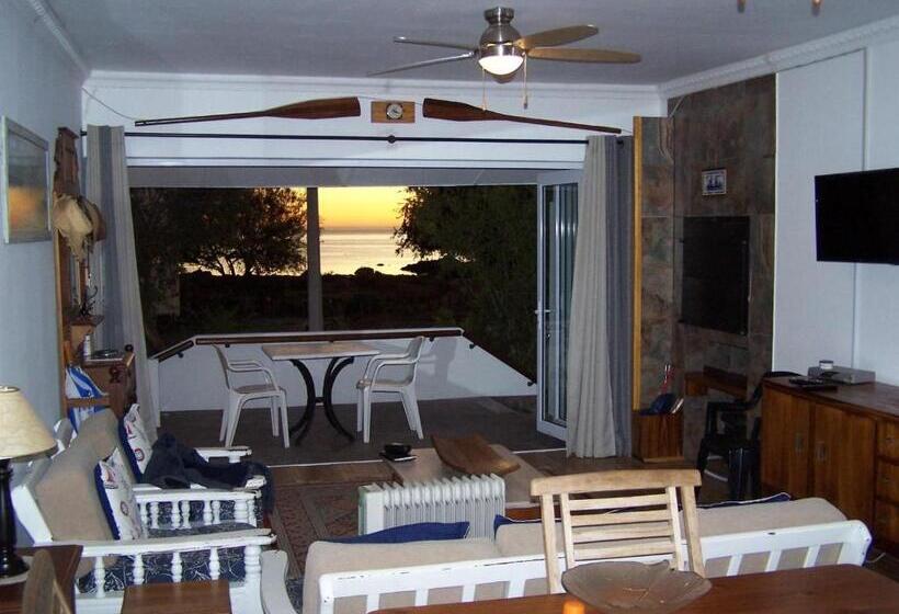 منزل غرفتين نوم, Jaloersbaai Guest Cottage & Nes