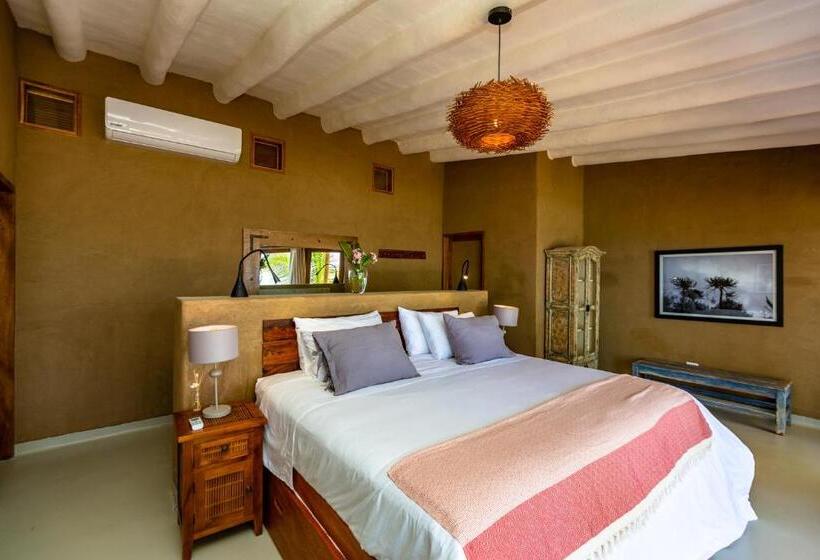 Люкс Кровать Кинг, Adobe Villas