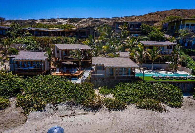 Люкс Кровать Кинг, Adobe Villas