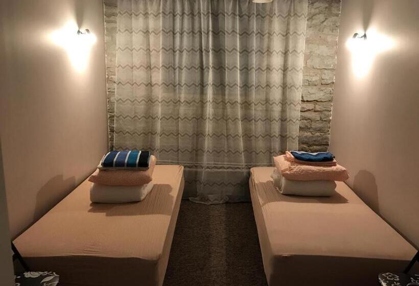 اتاق اکونومی, Süda Hostel Süda 7