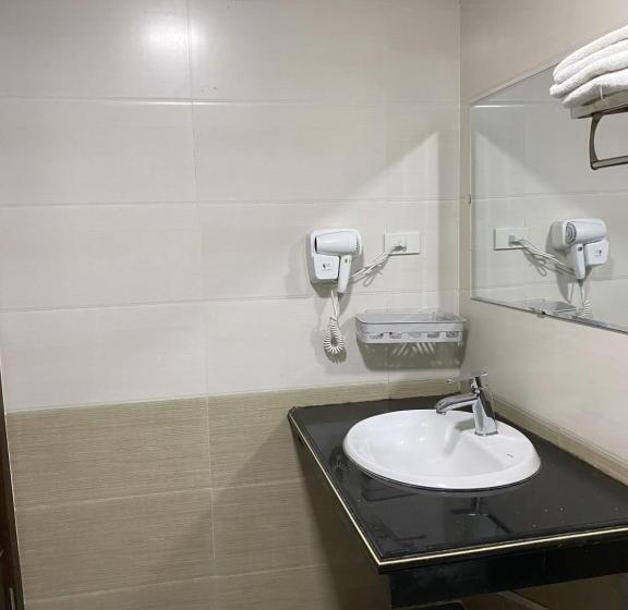 اتاق لوکس چهار تخته, Viet Phuong Hotel Ninh Binh