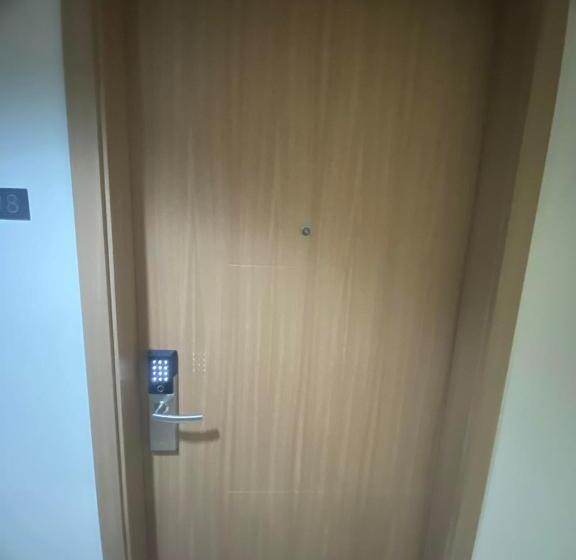 غرفة عائلية, Ella’s Condo@shore3 T3