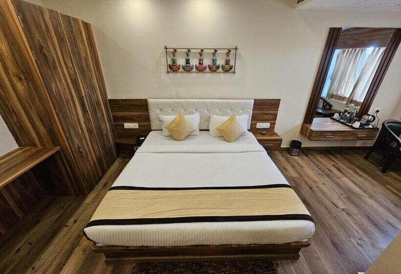 Номер Deluxe, Namastey Puri Hotel , Puri
