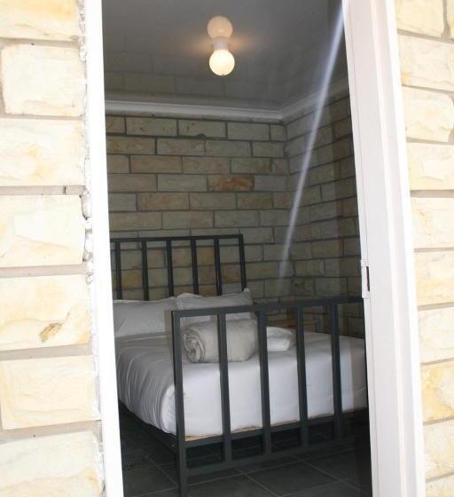 اتاق استاندارد, Destiny Self Catering