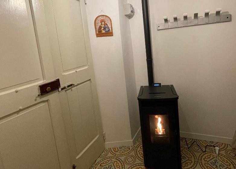 בית, 4 חדרי שינה, Cà Di Lucca