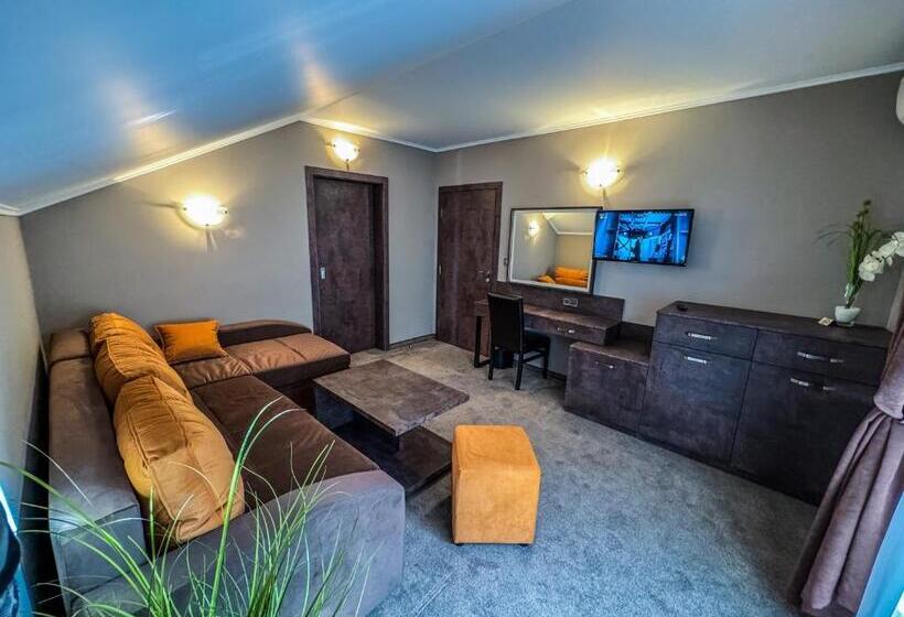 Апартаменты 1 Спальня, стоичковата къща гр. стрелча