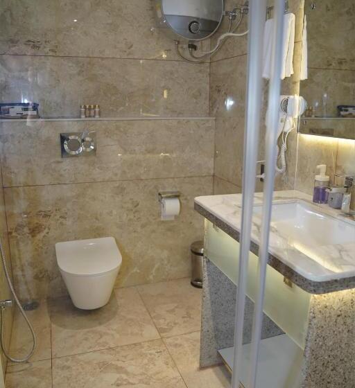 اتاق سوپریور با تخت بزرگ, Essence Grandeur