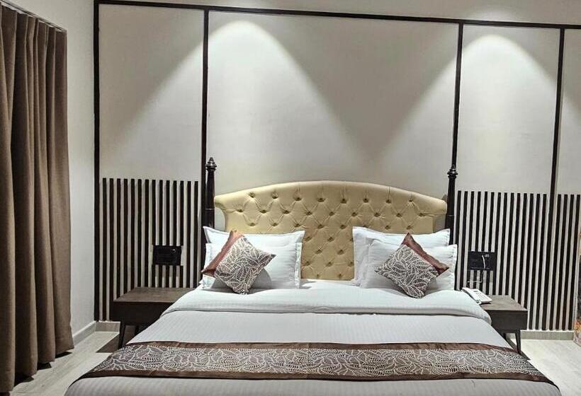 סוויטת סופריור, The Premier Gir Resort