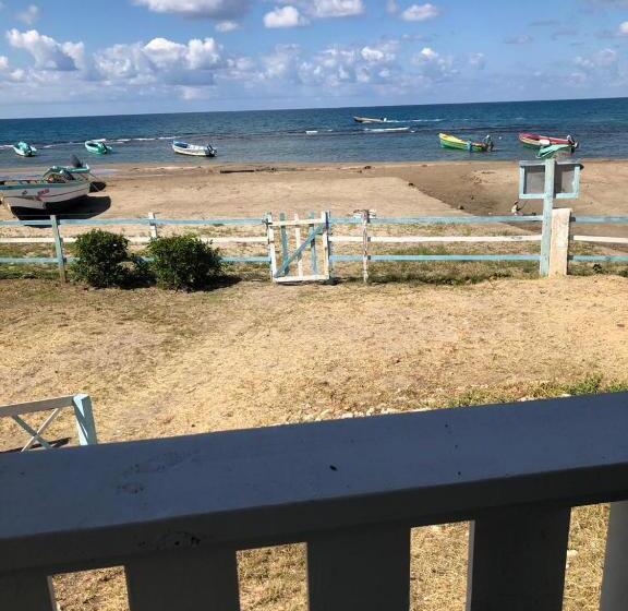 اتاق لوکس یک تخته, Bri S On The Beach