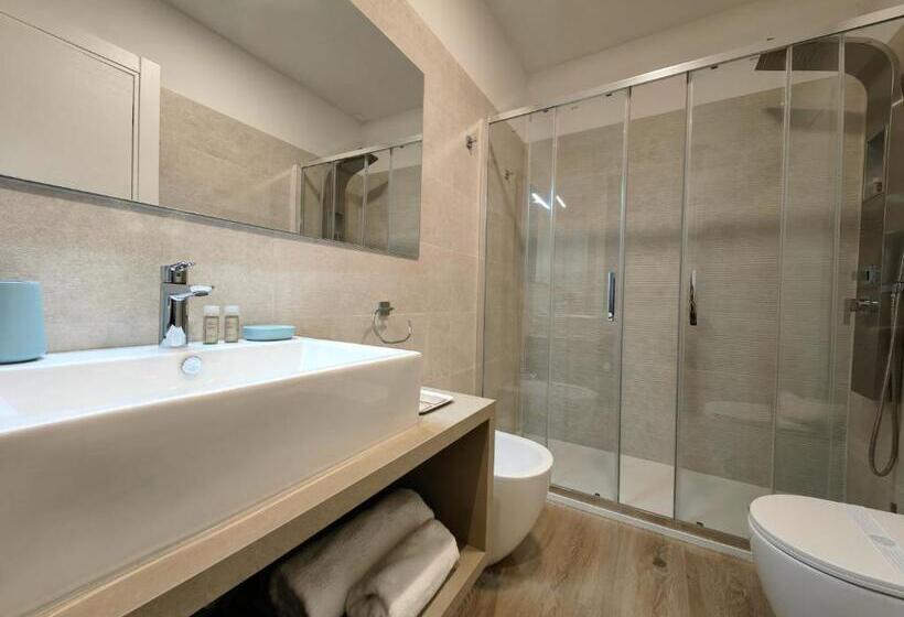 اتاق استاندارد با بالکن, Galleria Roma Art Guesthouse