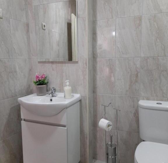 غرفة قياسية, Ninho Do Corvo