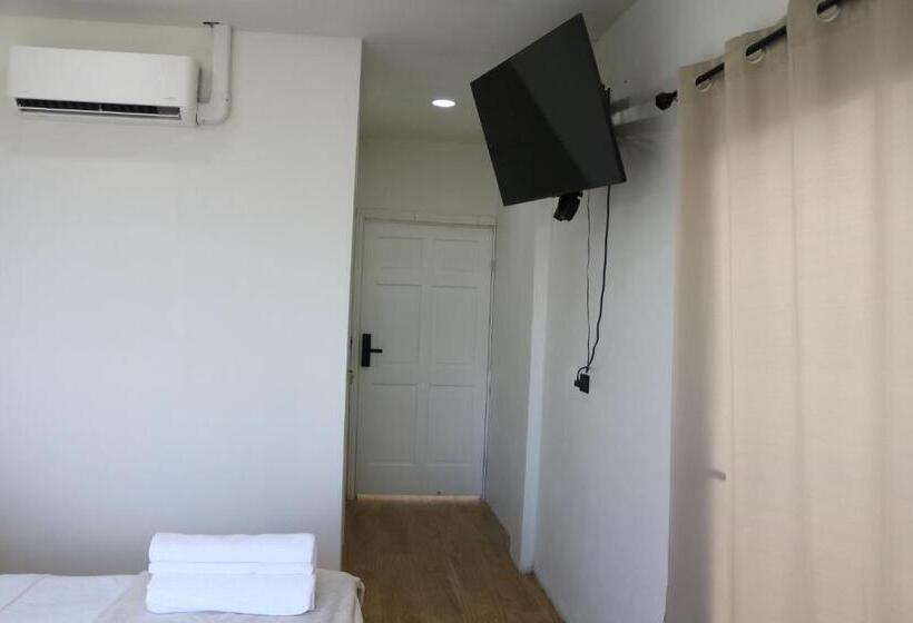 اتاق لوکس با بالکن, Casa Francisca