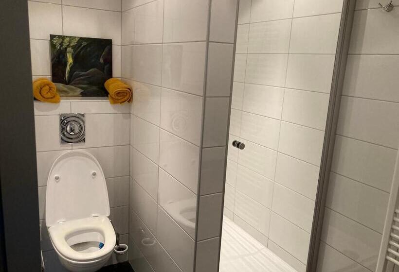 Standard room with outdoor bath, Hoeve Bij Vosselen