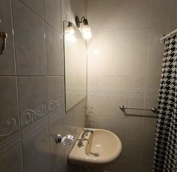 Standard Neljän Hengen Huone, Interlagos