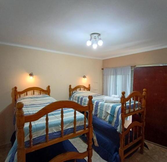 带阳台标准四人间, Interlagos