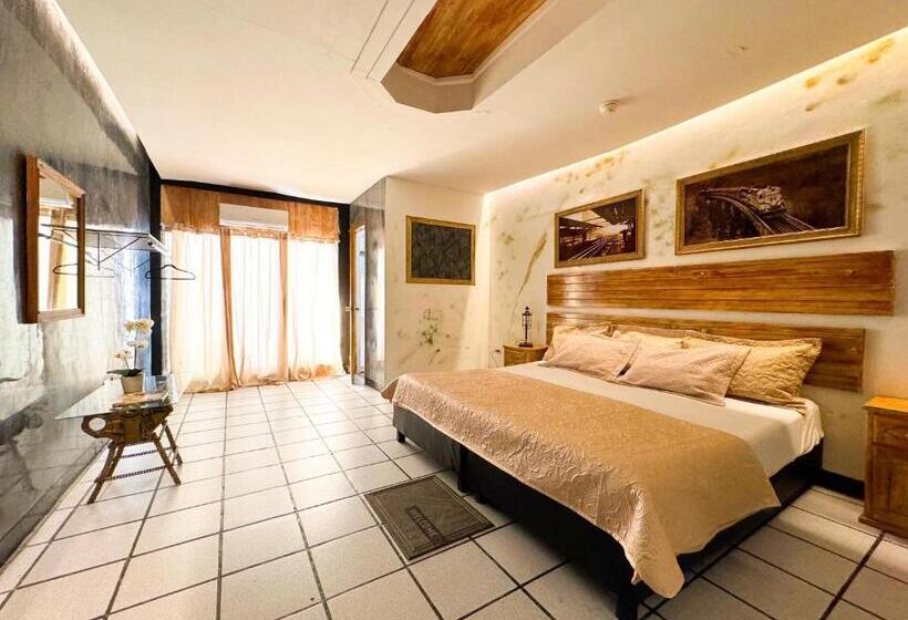 Президентский Люкс, Sexta Avenida