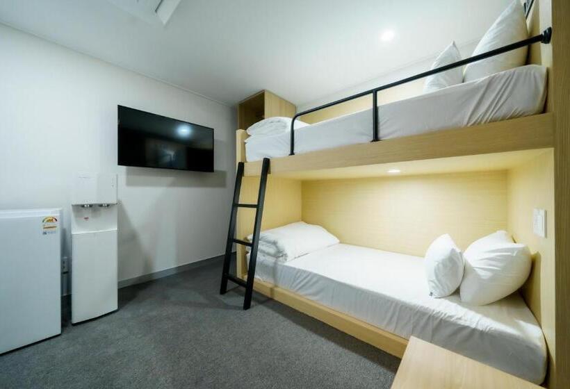 חדר סטנדרט, The Stay Hue Myeongdong