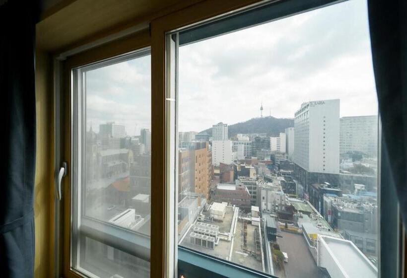חדר משפחתי נוף להרים, The Stay Hue Myeongdong
