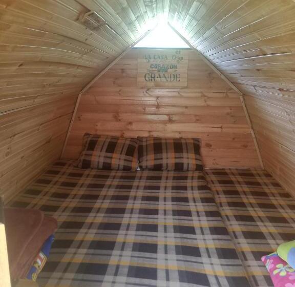 スタンダードバンガロー, Casa Bahareque Hospedaje