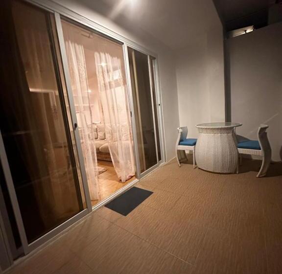 Семейный Номер, Casa Del Beach House