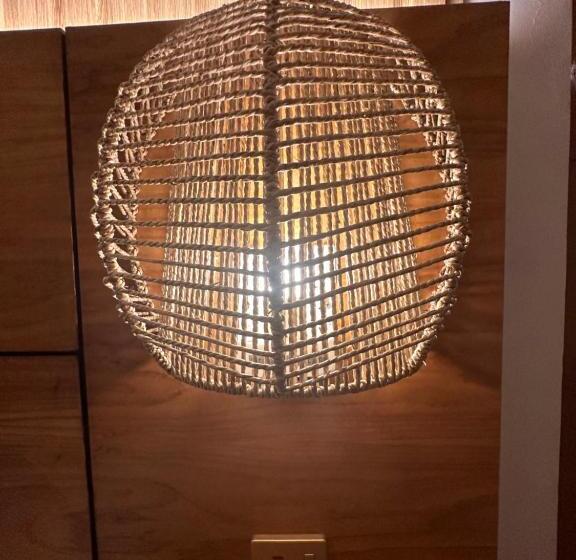 חדר משפחתי, Casa Del Beach House