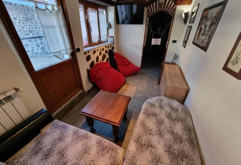 غرفة عائلية, Chalet Garibaldi Total Chalets Fully Catered