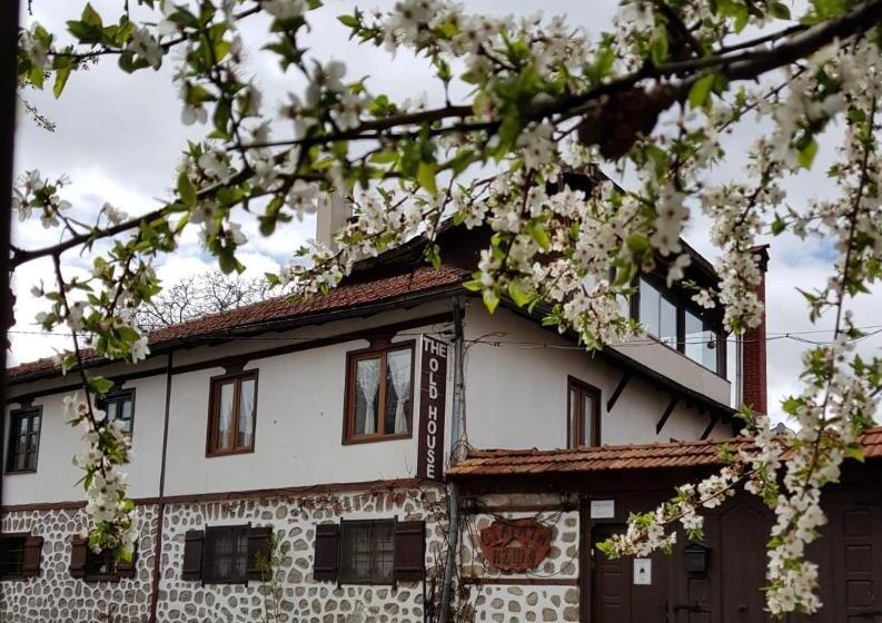 Шале 1 Спальня, Chalet Garibaldi   Total Chalets   Fully Catered