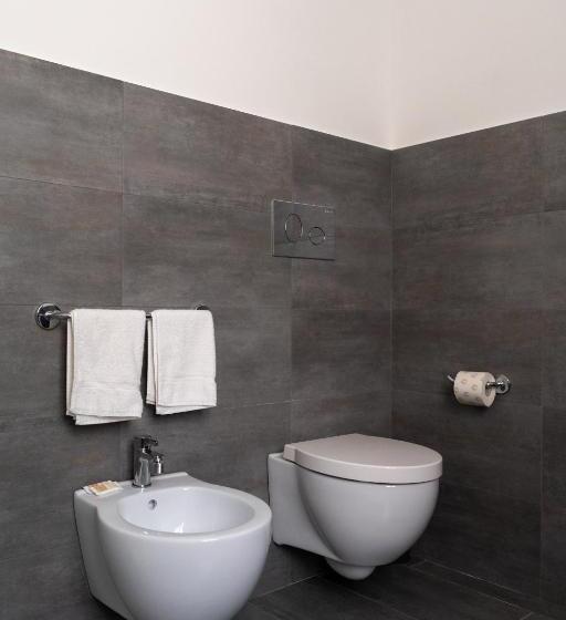 غرفة قياسية, Damatti Room