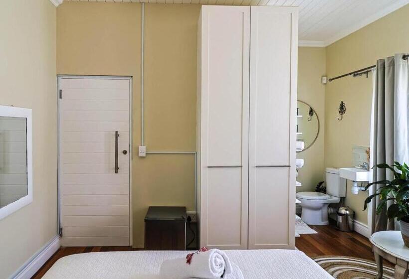 スイート(家族用), Hermanus Cliff Path Lodge No Load Shedding