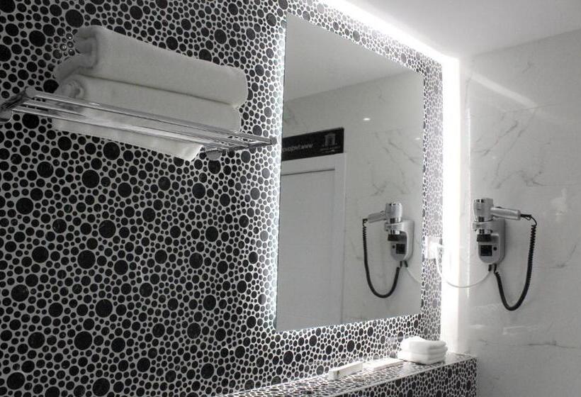 اتاق خانوادگی, Tvrdjava Rooms   Novi Sad