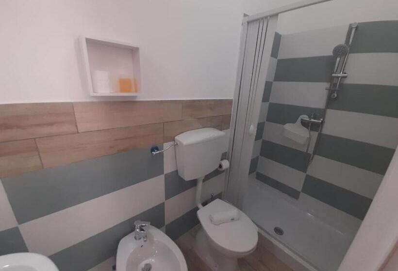 Standard Quadruple Room, Vulcano: La Porta Delle Eolie 2.0