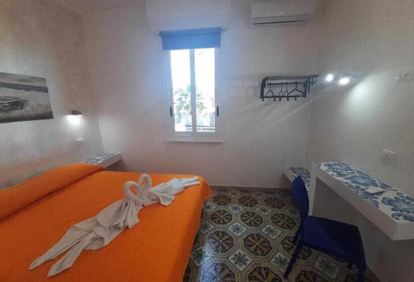 Standard Quadruple Room Sea View, Vulcano: La Porta Delle Eolie 2.0