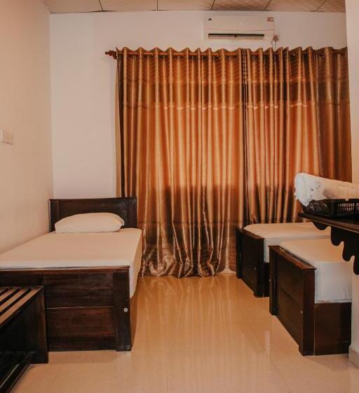 Трехместный Номер Стандарт Вид на Сад, Aqua Hotel Yala