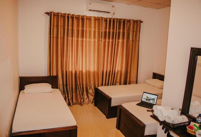 Трехместный Номер Стандарт Вид на Сад, Aqua Hotel Yala