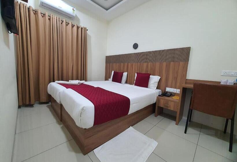 스탠다드 룸, Deepakam Inn