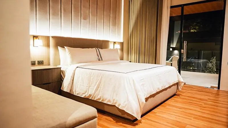 Sviitti, Emon Pulo Beach Resort