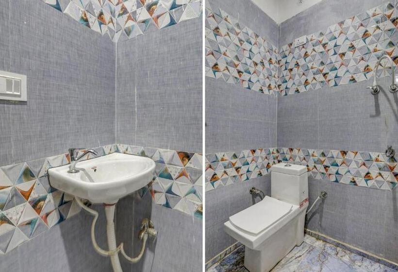 トリプルクラシックルーム, Oyo The Grand