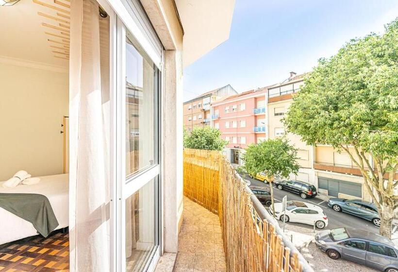 اتاق لوکس با بالکن, Goa Square By Lisbon With Sintra