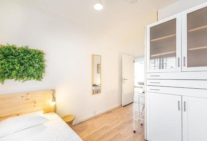 اتاق استاندارد یک نفره, Goa Square By Lisbon With Sintra