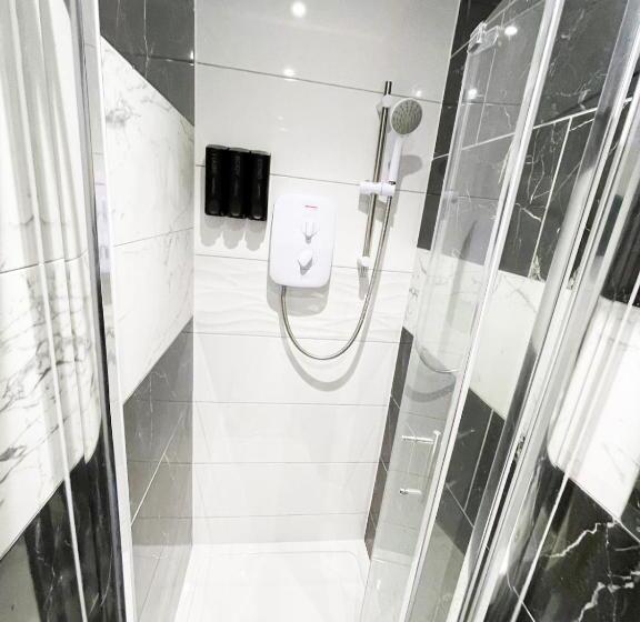 غرفة قياسية, Letzi Private En Suite In Harrow