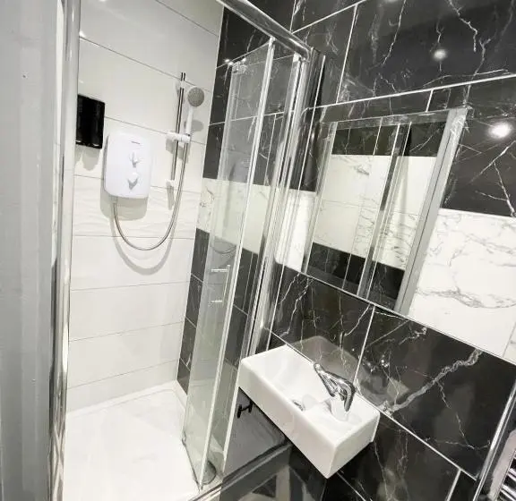 Standard-huone, Letzi Private En Suite In Harrow