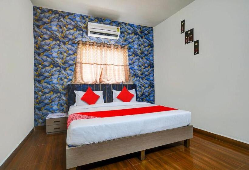 Quarto Triplo Clássico, Oyo 82170 Hotel Shree