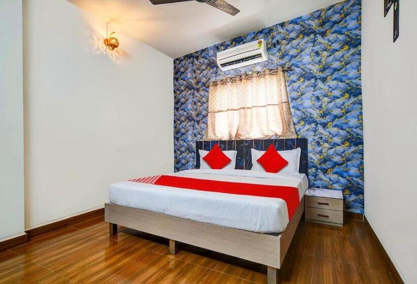 Quarto Triplo Clássico, Oyo 82170 Hotel Shree