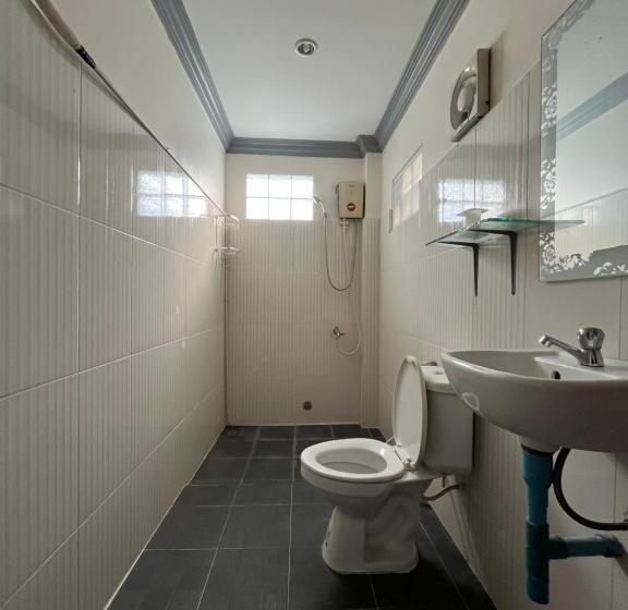 اتاق اکونومی, Errol S Homestay And Hostel