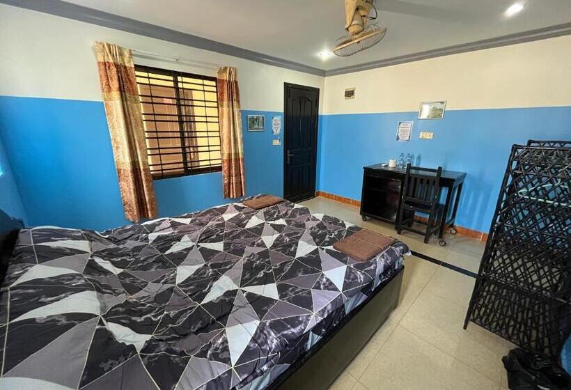 اتاق اکونومی, Errol S Homestay And Hostel