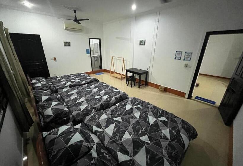 Economy Triple Room, Errol S Homestay And Hostel