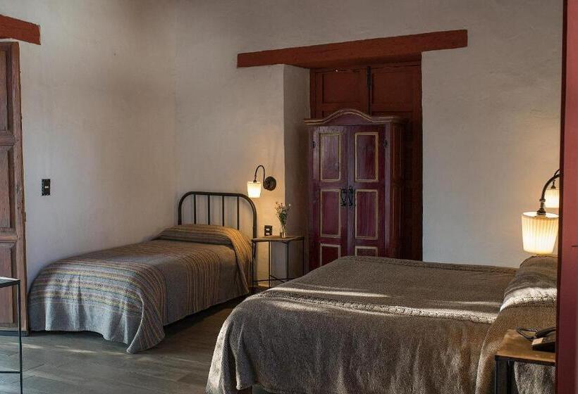 ベーシックトリプルルーム, Boutique Posada La Basilica
